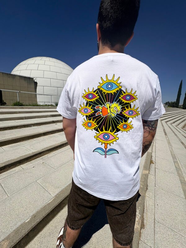 All eyes on me T-shirt - Imagen 2