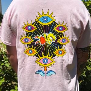 All eyes on me T-shirt